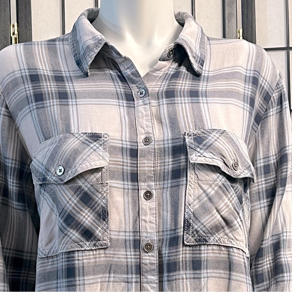 Maurices Blue Gray Plaid Long Sleeve Button Down Collared Shirt - Picture 3 of 12